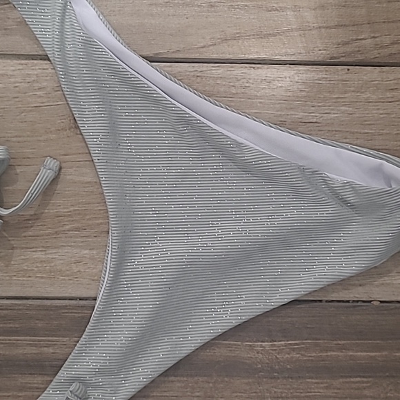 🔴Scrunch tie bandeau strapless bikini swimsuit - Picture 6 of 7